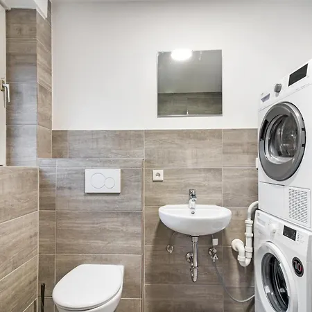 Work & Mit Balkon In *