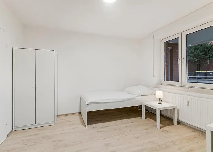 Work & Mit Balkon In Apartament *