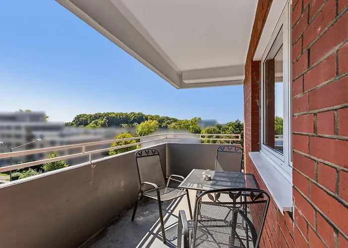 Work & Mit Balkon In Apartament *